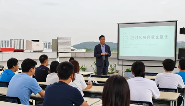 教学效果提升中的性能与适用条件分析